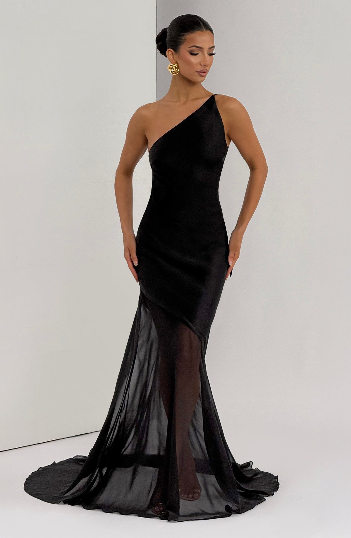 Fable Gown - Black